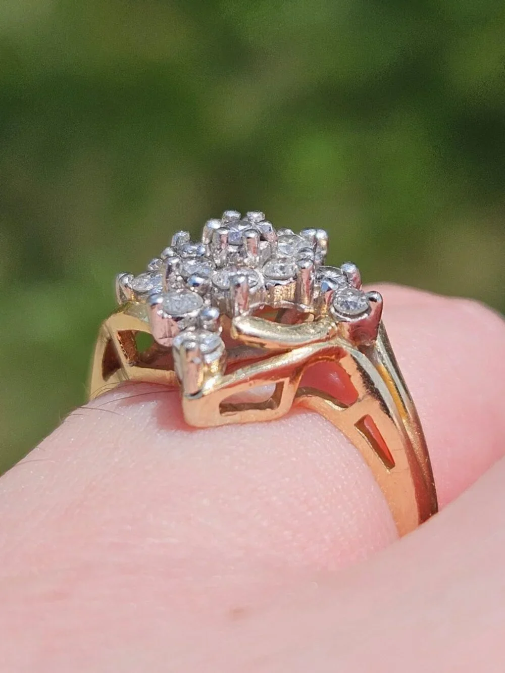 14K Yellow Gold Diamond Cocktail Bypass Flower Cluster Ring .30TCW Size 6.5